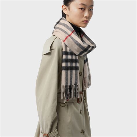 burberry schal nova check kaschmir|Check Cashmere Scarf in Stone .